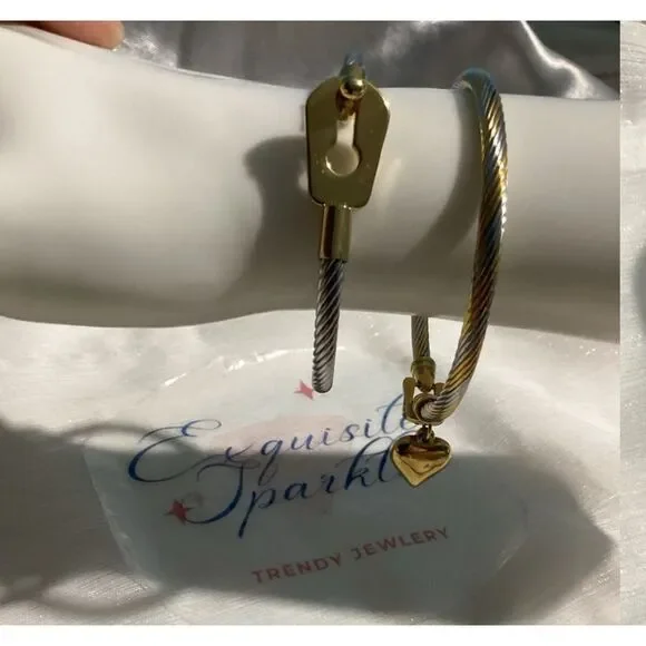 🗝️🖤•Industrial Chic Multi Tone Cable Bracelet Set – Gold Lock & Heart Charm - Picture 3 of 12